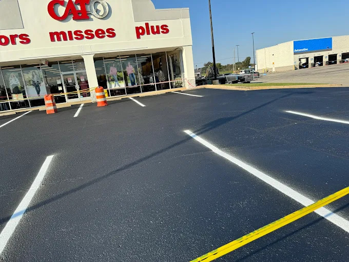 Commercial parking lot paving and striping
